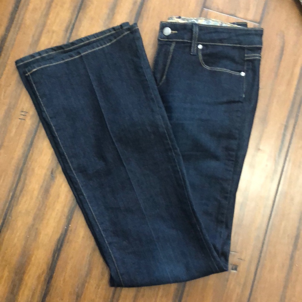 NWOT Paige flair jeans size 29